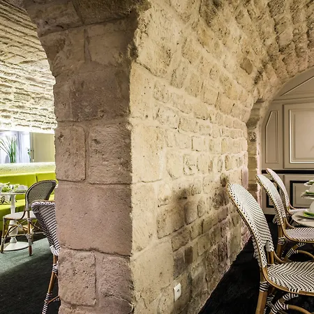 Hotel Jardin Le Bréa 3*